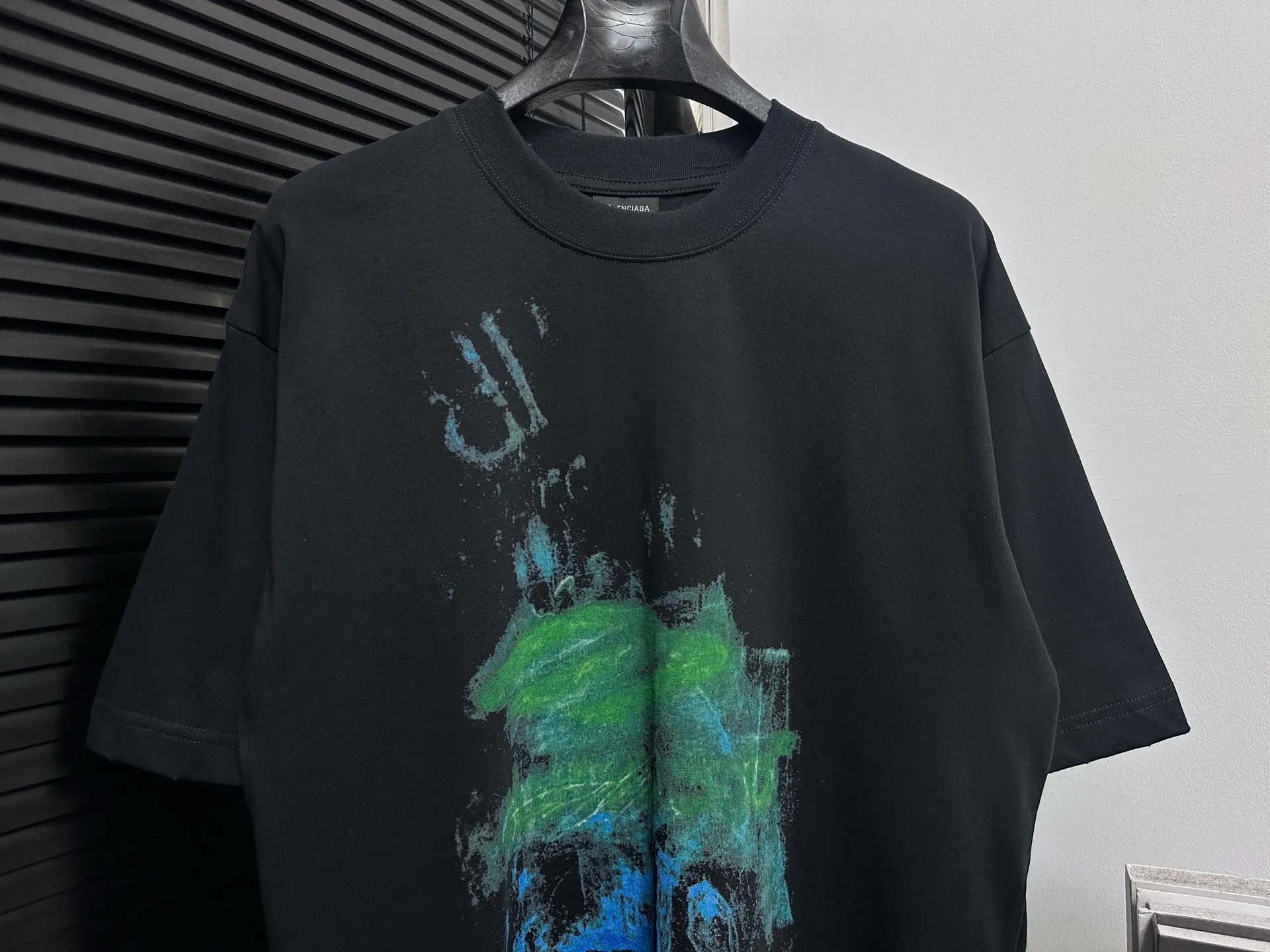 【balenciaga】 260 ; 320 1*1 ， ， 4 、 。 ， ; 。 Same Style。 ：Black，Green Size：XS-L